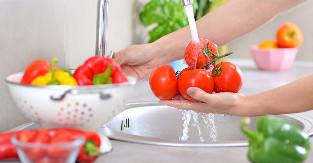 Cuidados com a higiene na manipulação de alimentos